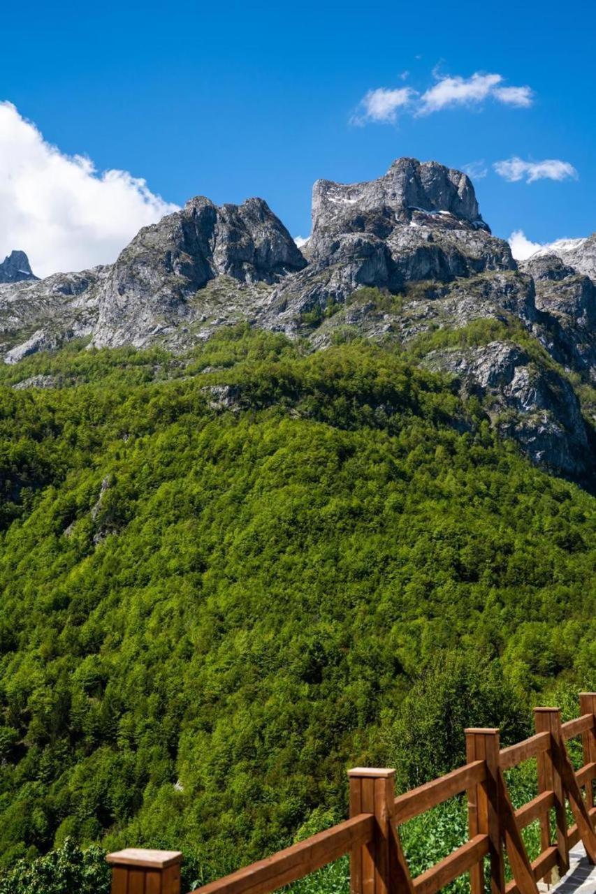 Zeneli Alpin Chalet Cerem エクステリア 写真